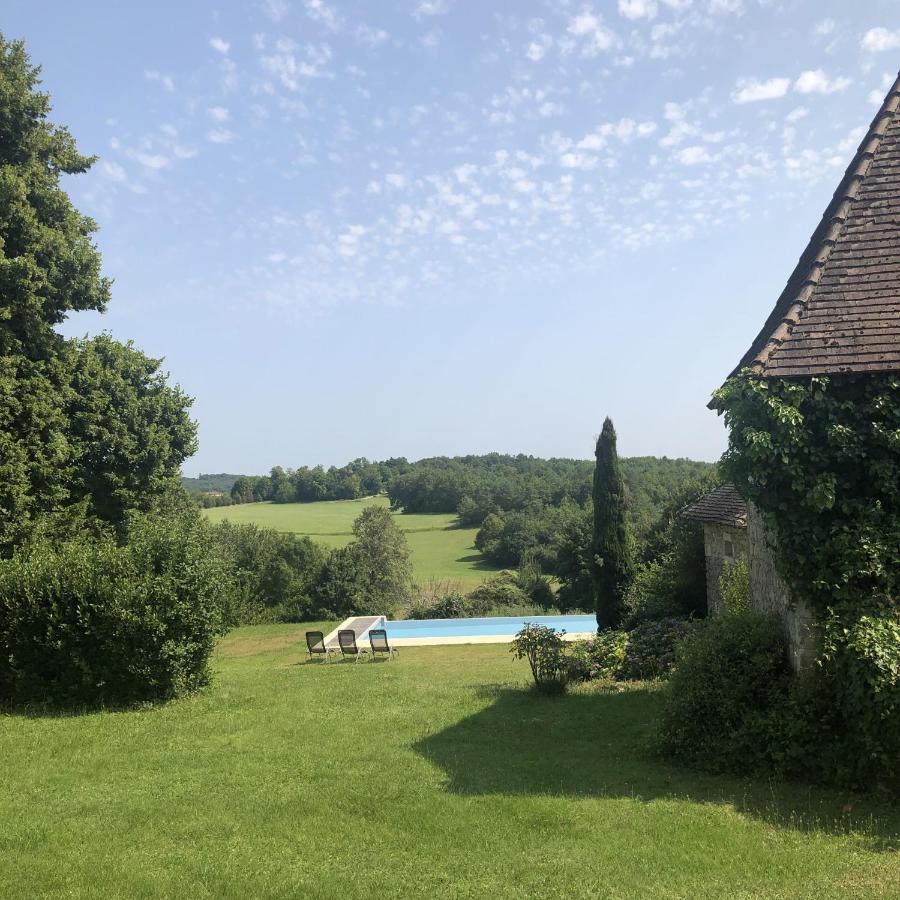 Villa Le Creyssac Saint-Félix-de-Bourdeilles Екстериор снимка
