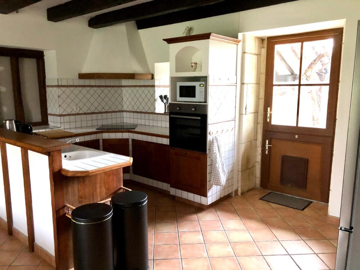 Villa Le Creyssac Saint-Félix-de-Bourdeilles Екстериор снимка