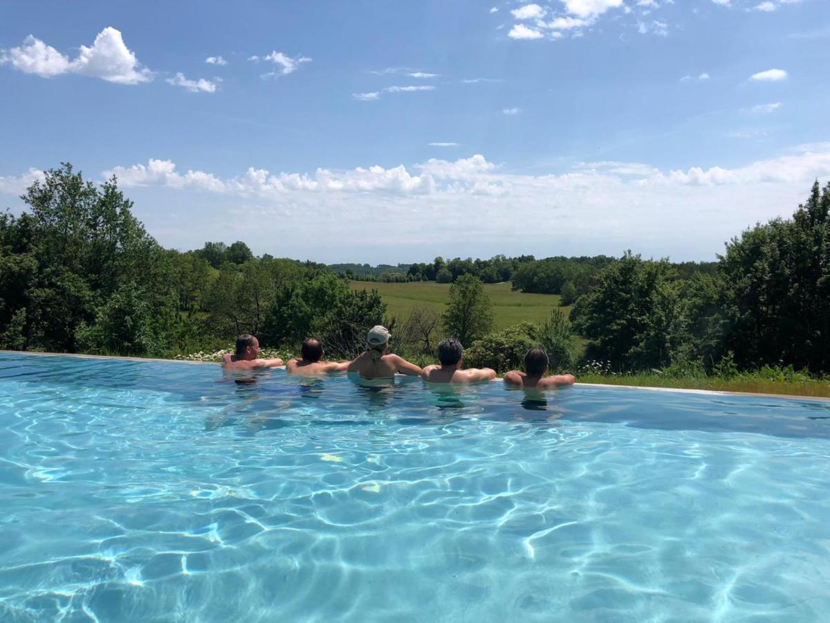Villa Le Creyssac Saint-Félix-de-Bourdeilles Екстериор снимка