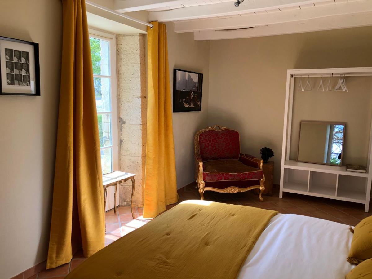 Villa Le Creyssac Saint-Félix-de-Bourdeilles Екстериор снимка